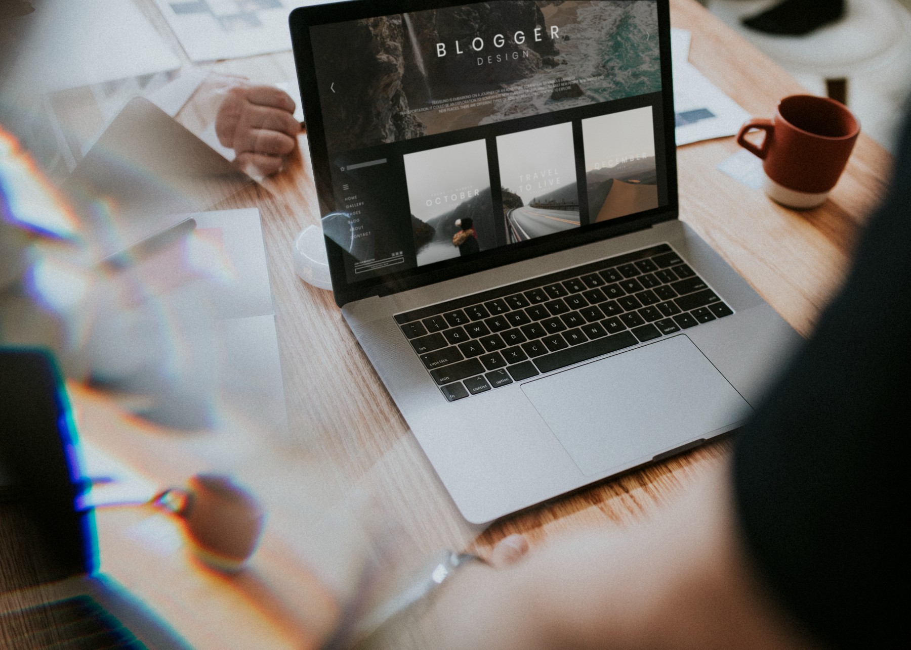freelance blogger working on laptop screen mockup 2023 11 27 05 14 32 utc 1 1.jpg